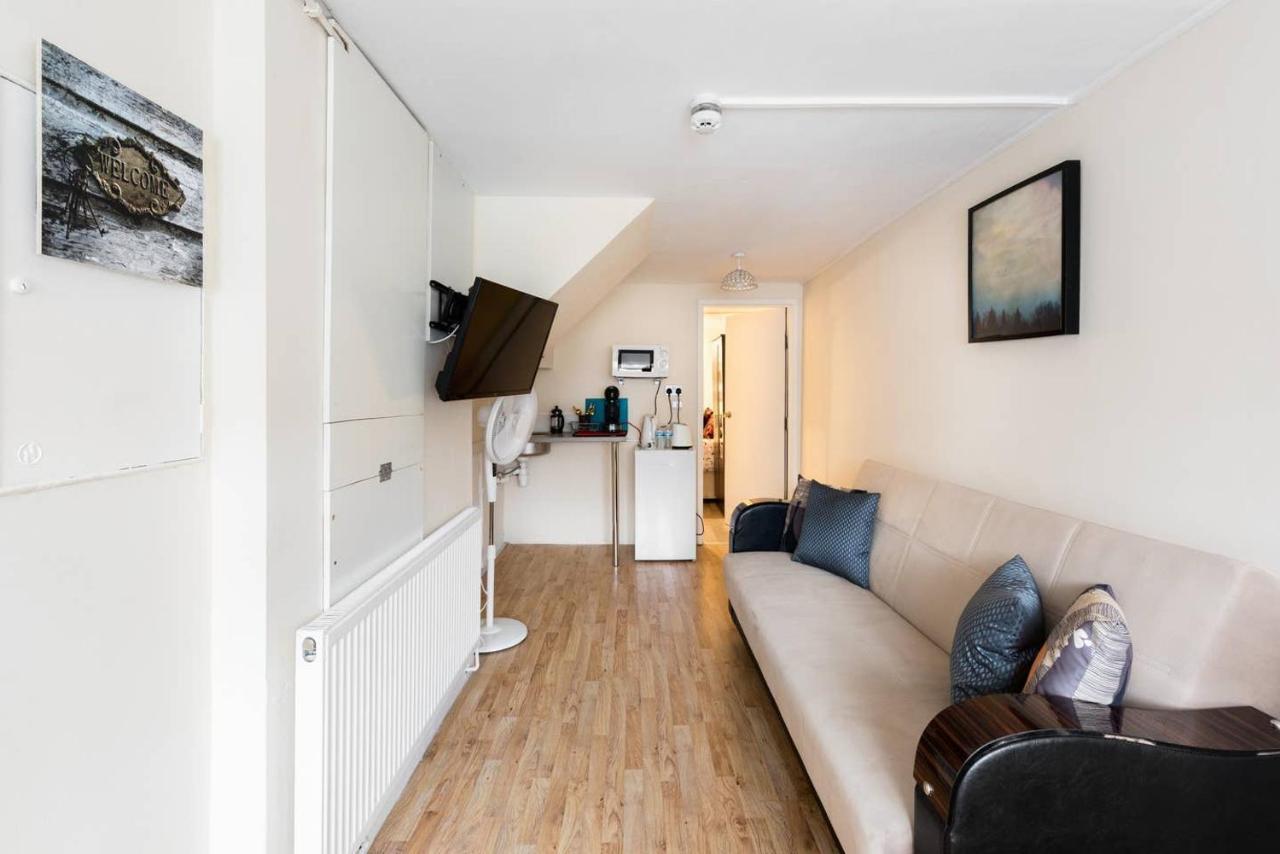 145 Burnley Road Apartment Лондон Екстериор снимка