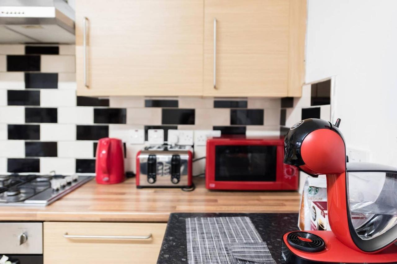 145 Burnley Road Apartment Лондон Екстериор снимка