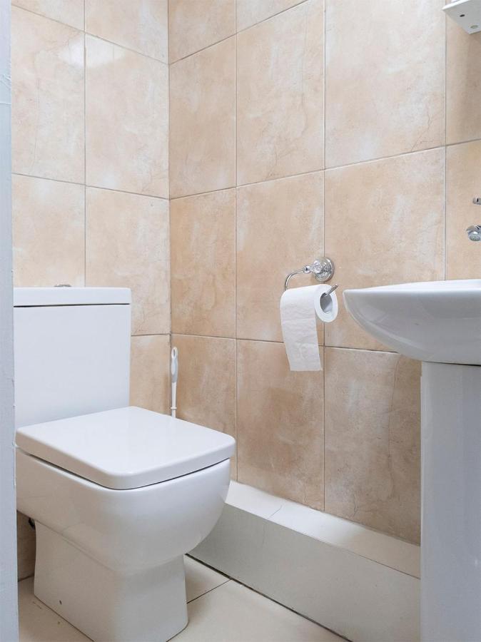 145 Burnley Road Apartment Лондон Екстериор снимка